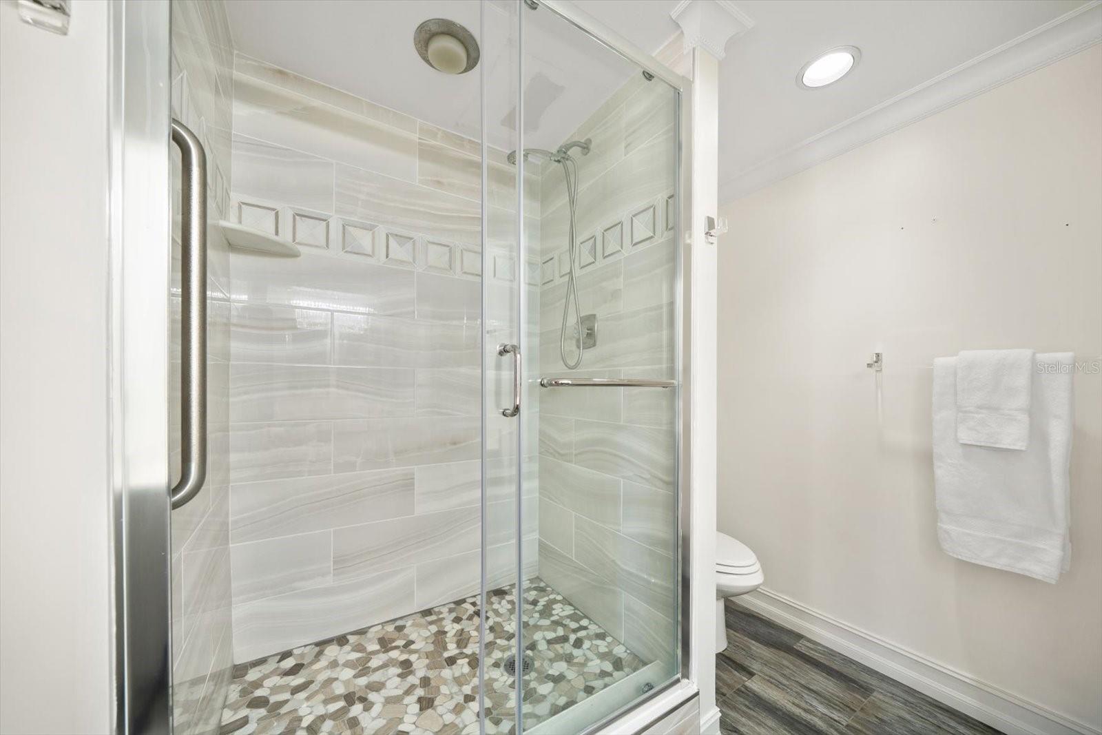 Image 22 of 67 For 4 Belleview Boulevard 106