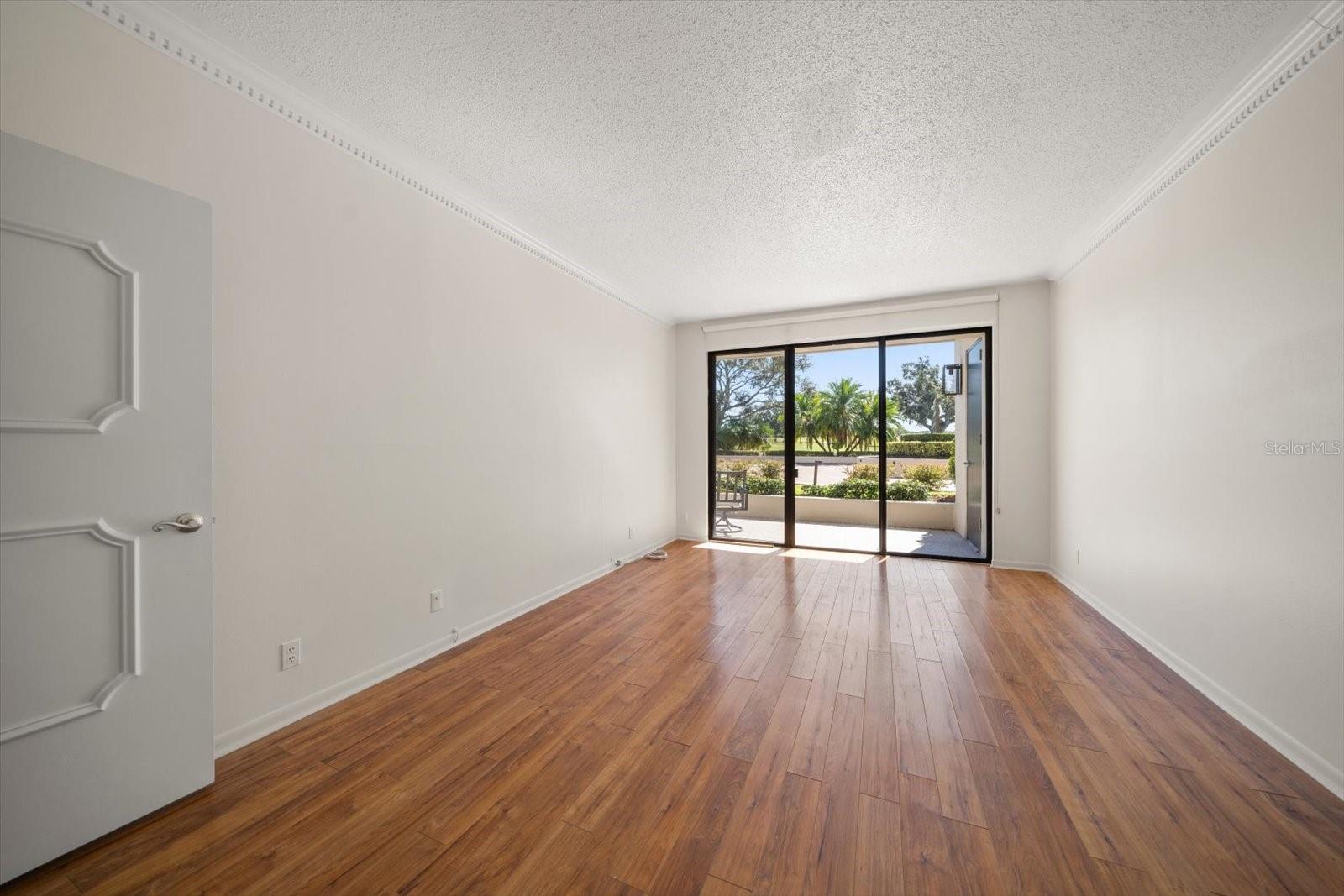 Image 26 of 67 For 4 Belleview Boulevard 106