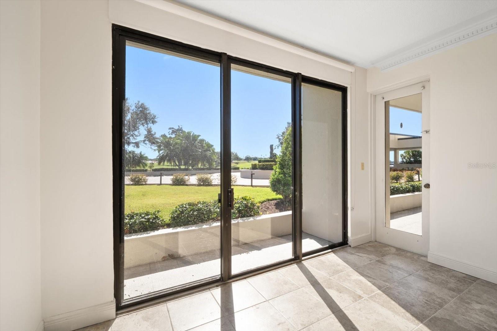 Image 35 of 67 For 4 Belleview Boulevard 106