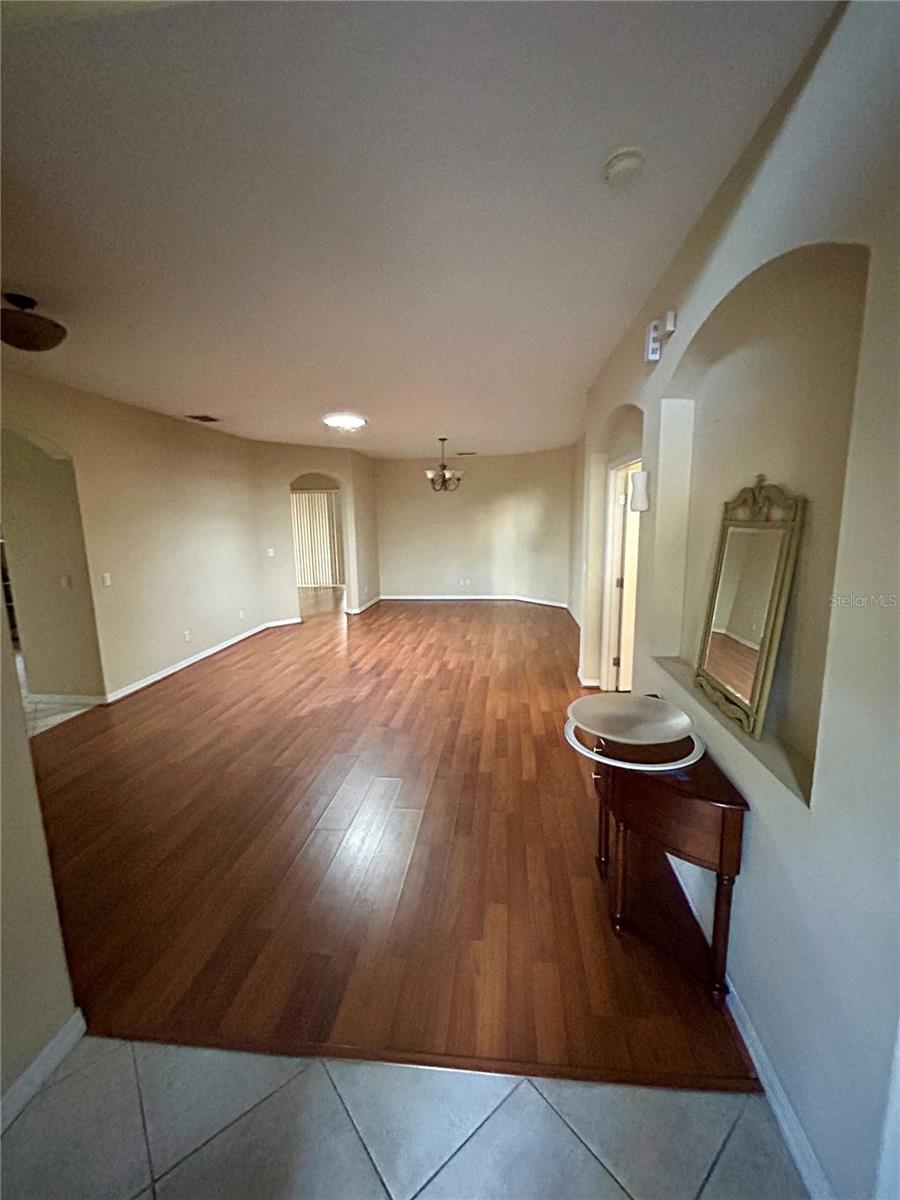 Image 6 of 8 For 2920 Dayton Drive