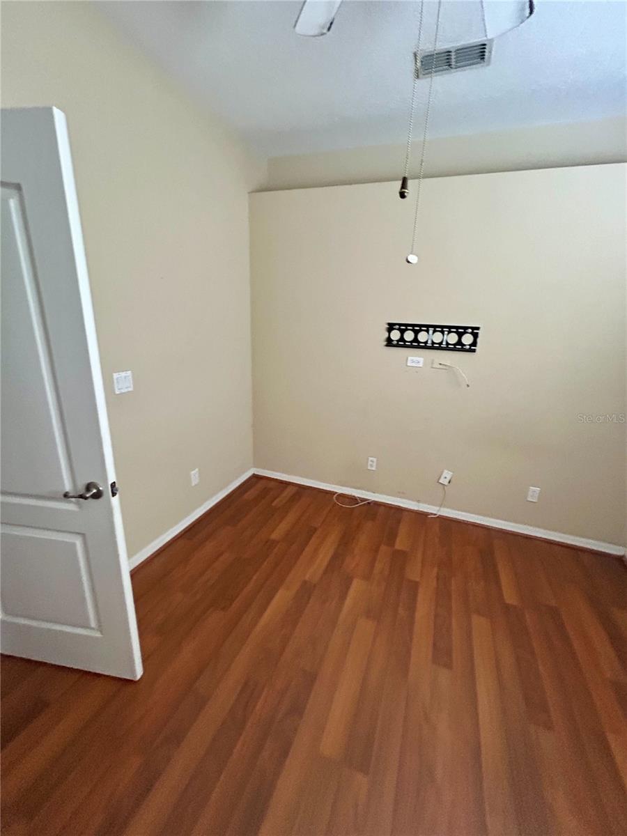 Image 8 of 8 For 2920 Dayton Drive