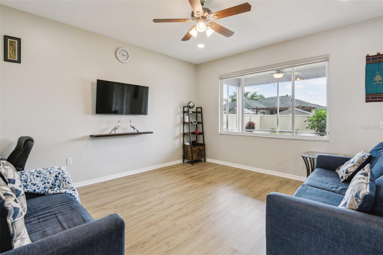 Image 8 of 28 For 29704 Eagle Station Drive