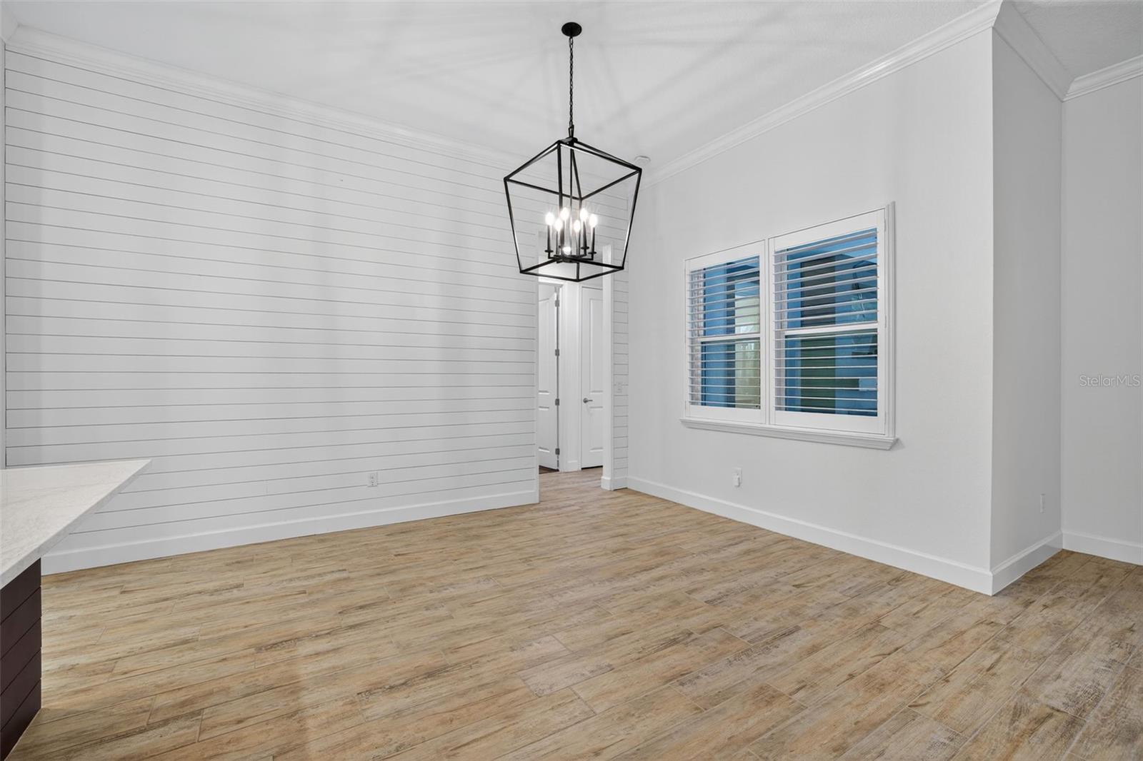 Image 17 of 62 For 830 Manns Harbor Drive