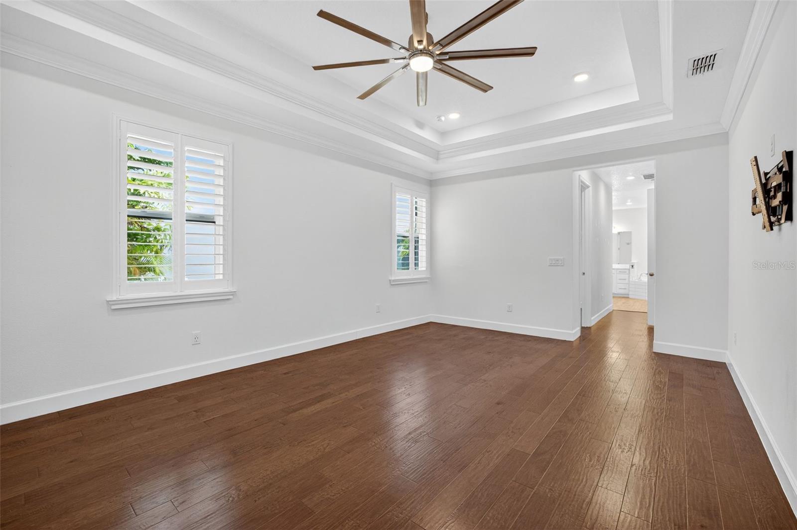 Image 25 of 62 For 830 Manns Harbor Drive