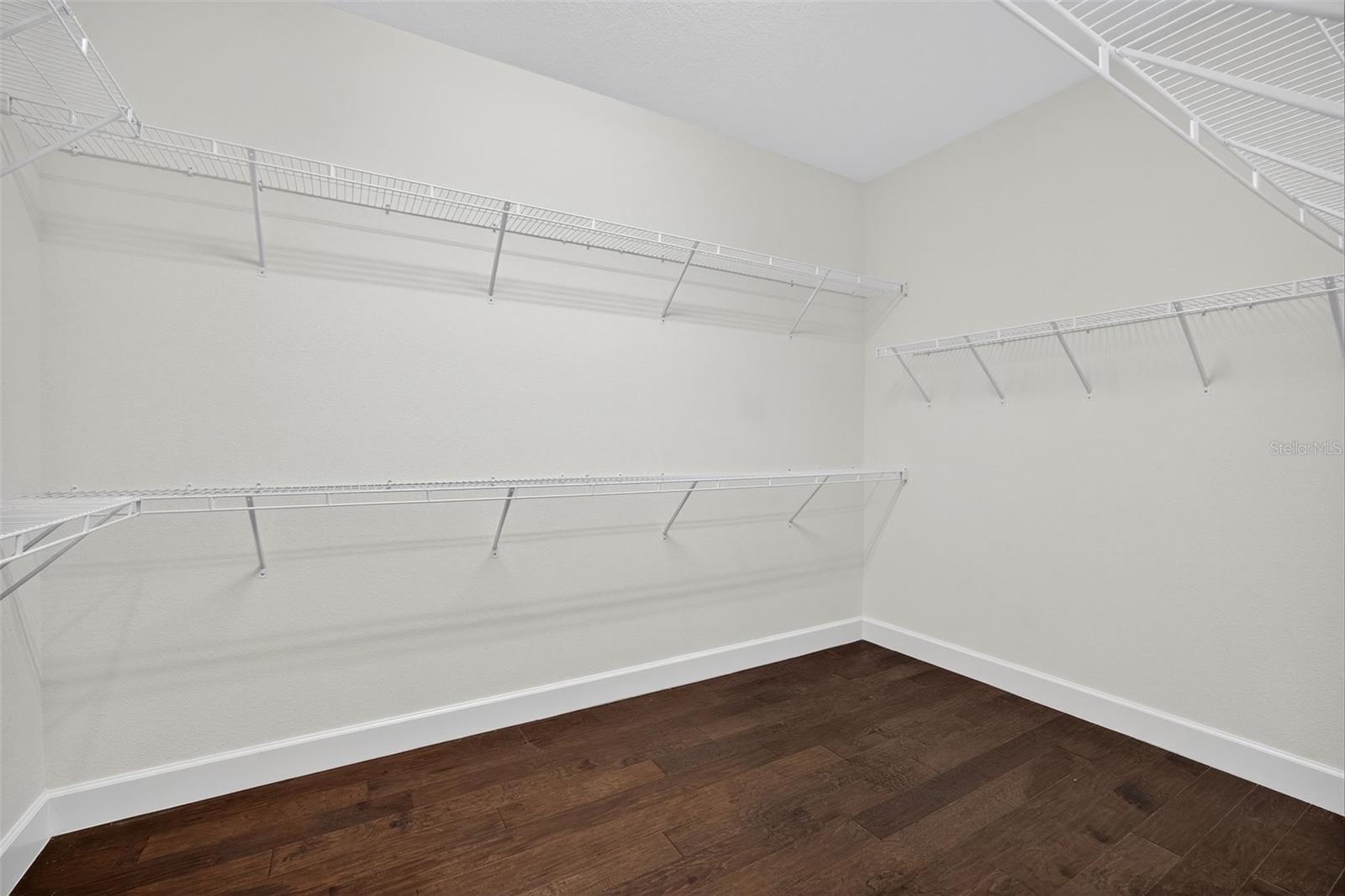 Image 27 of 62 For 830 Manns Harbor Drive