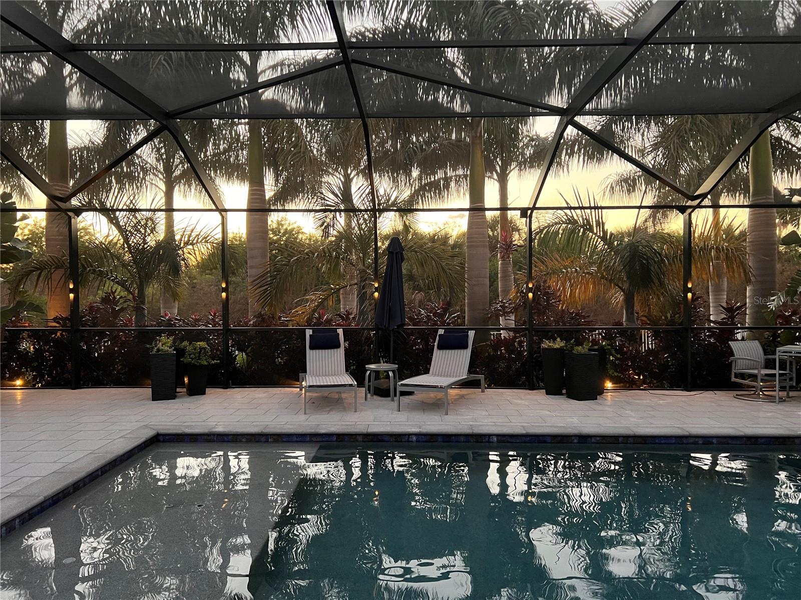 Image 41 of 62 For 830 Manns Harbor Drive