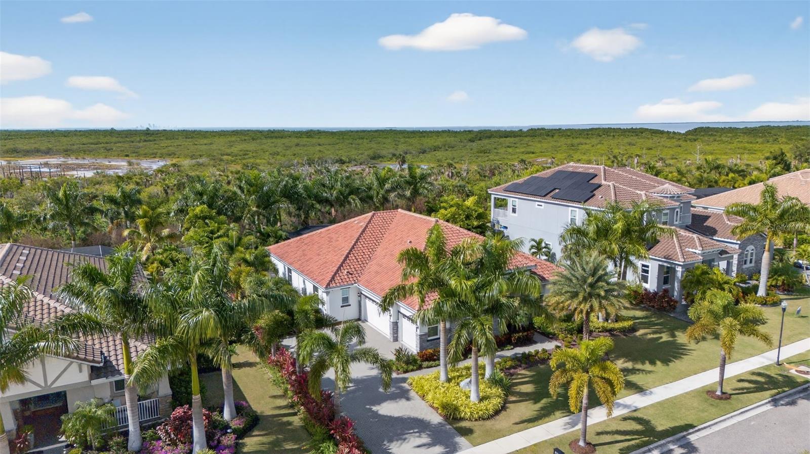 Image 46 of 62 For 830 Manns Harbor Drive