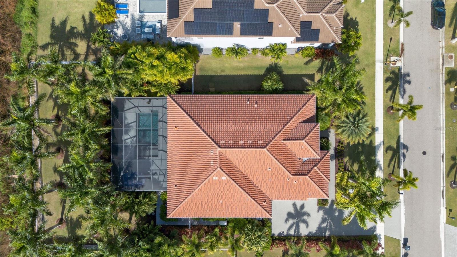 Image 47 of 62 For 830 Manns Harbor Drive