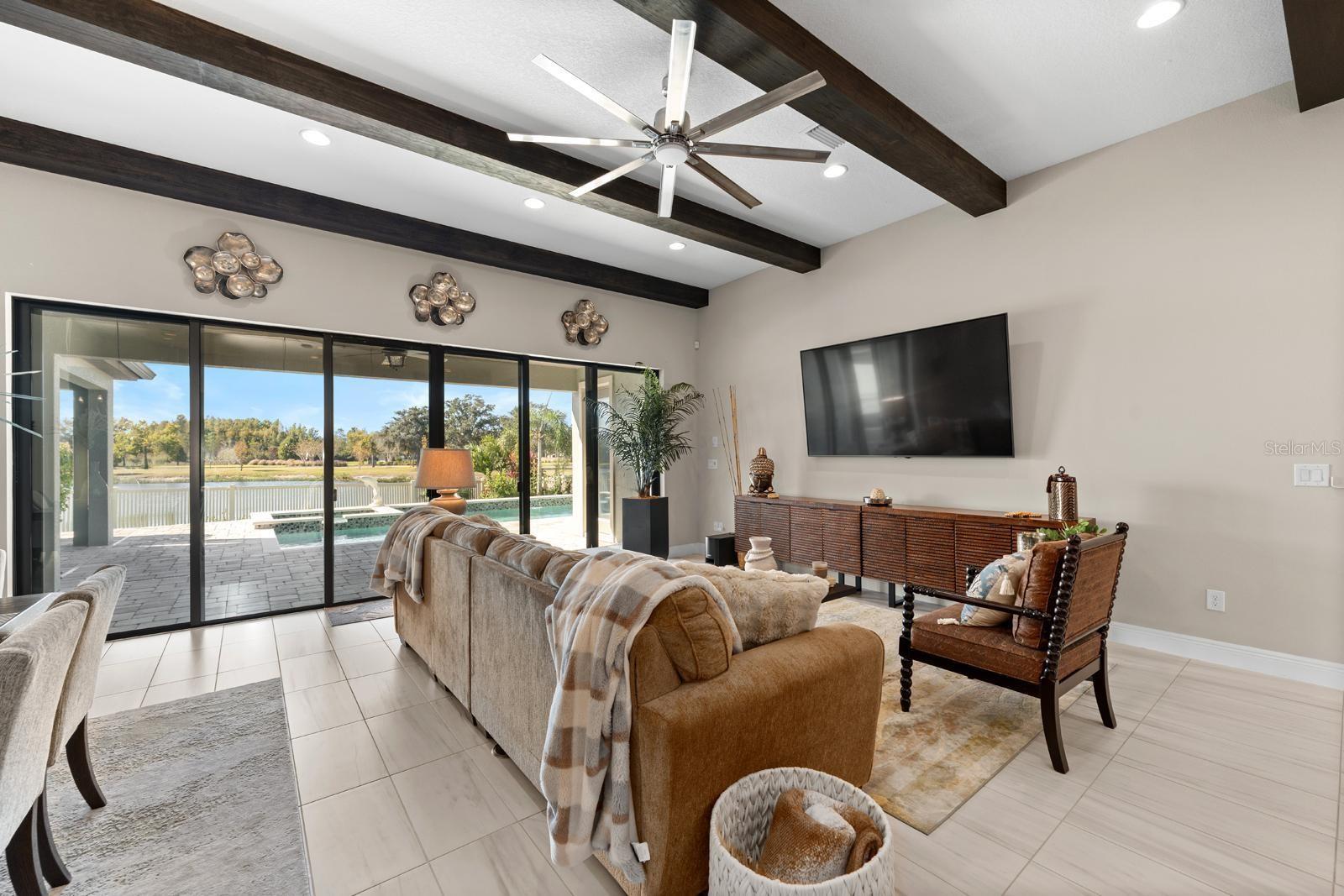 Listing photo id 12 for 21642 Emory Oak Place