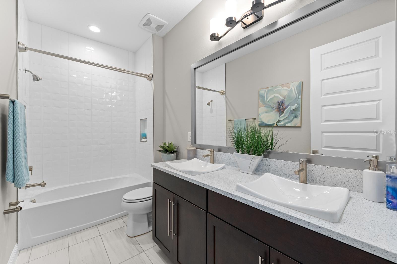 Listing photo id 18 for 21642 Emory Oak Place