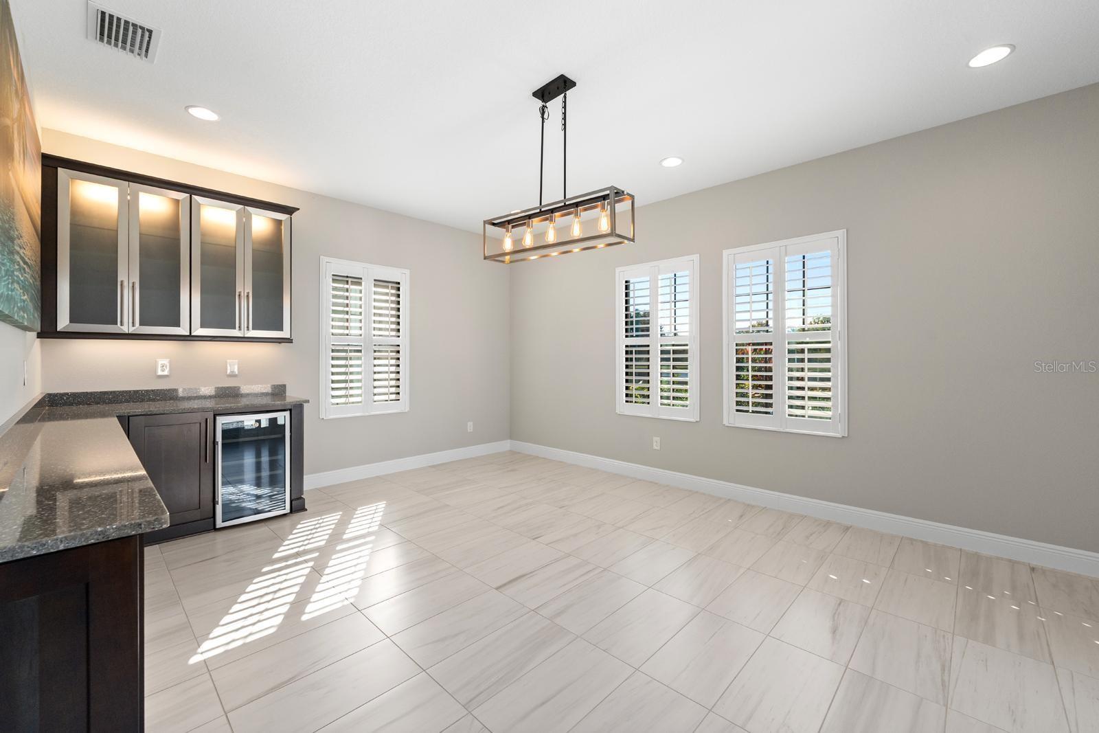 Listing photo id 23 for 21642 Emory Oak Place