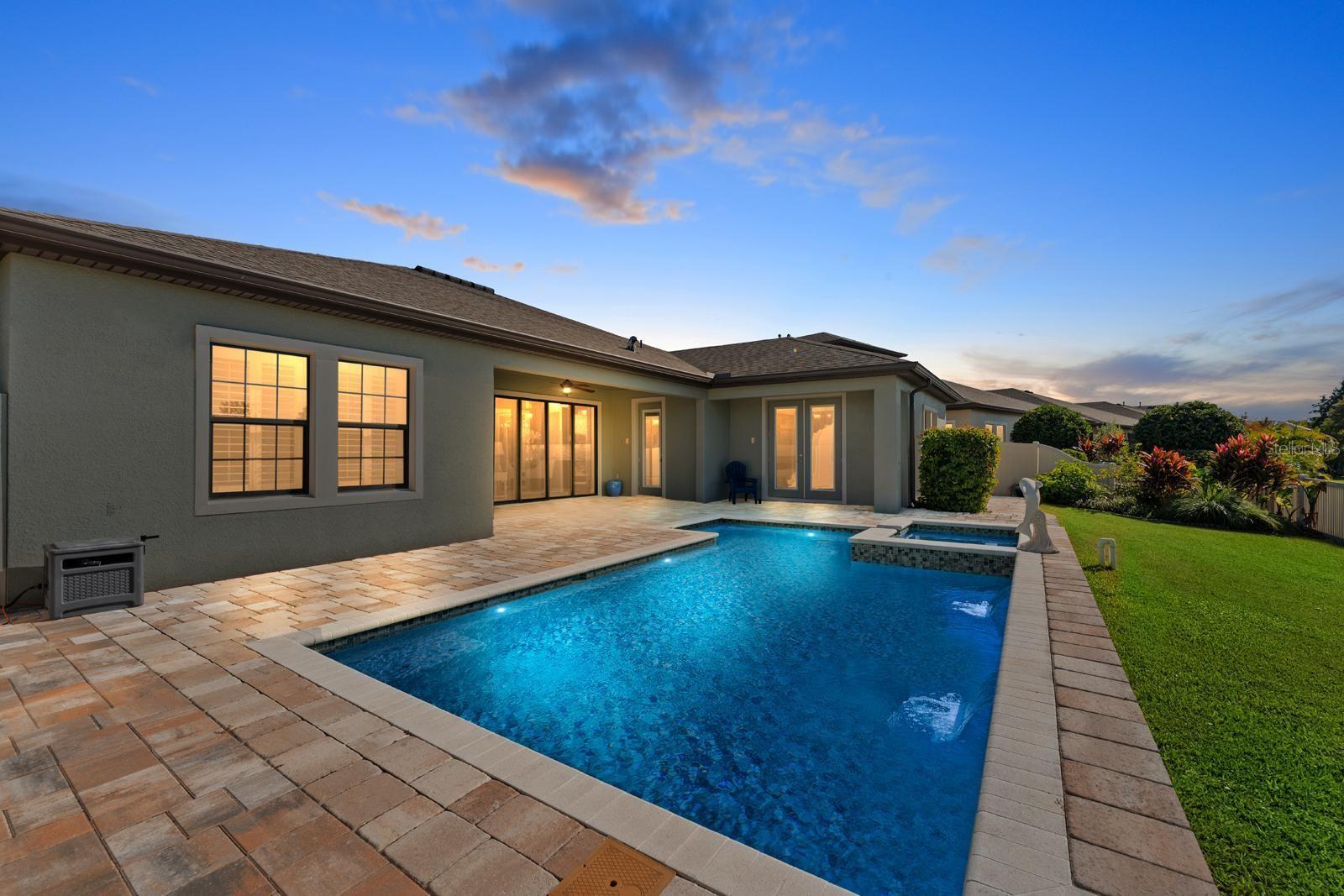 Listing photo id 30 for 21642 Emory Oak Place