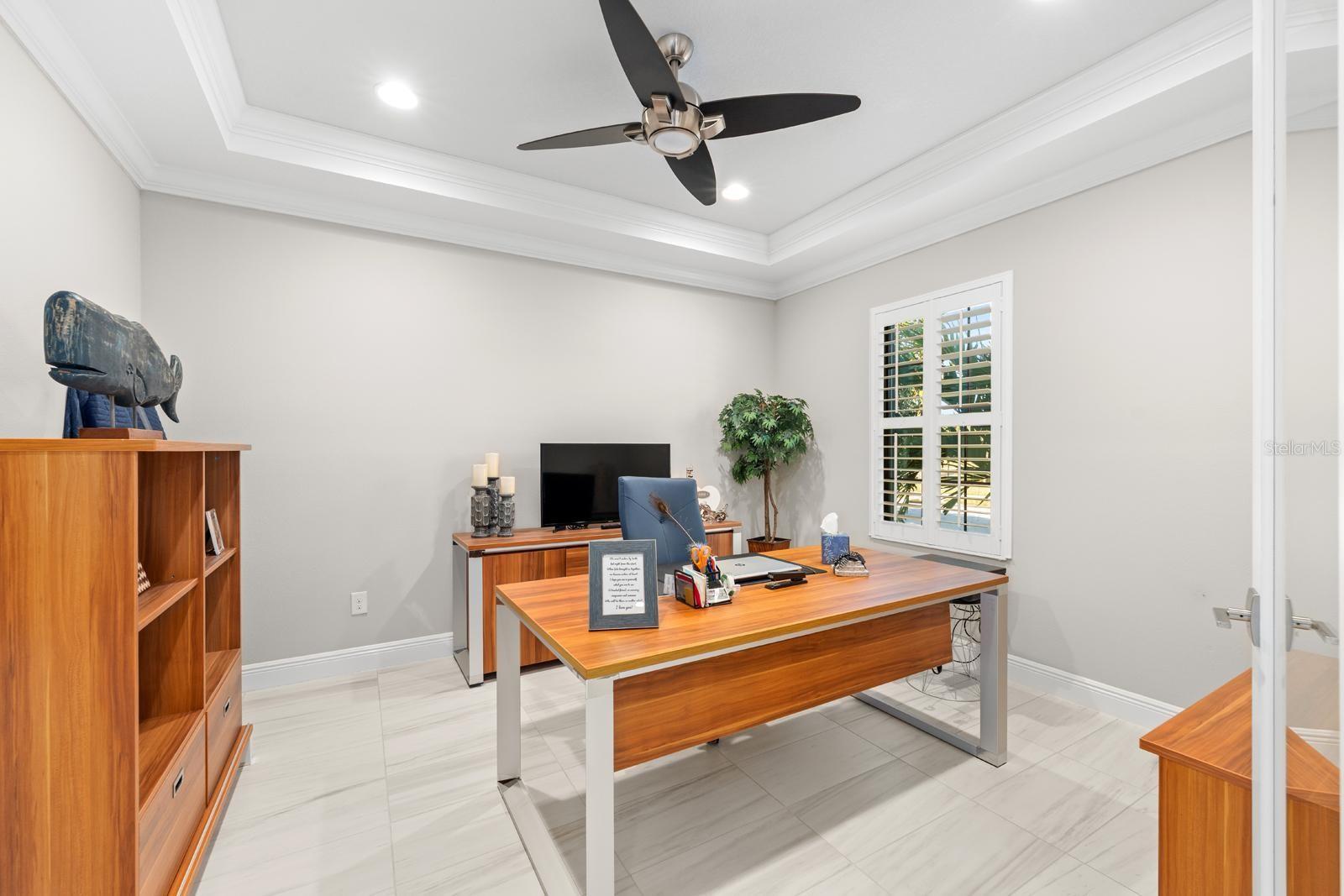 Listing photo id 3 for 21642 Emory Oak Place