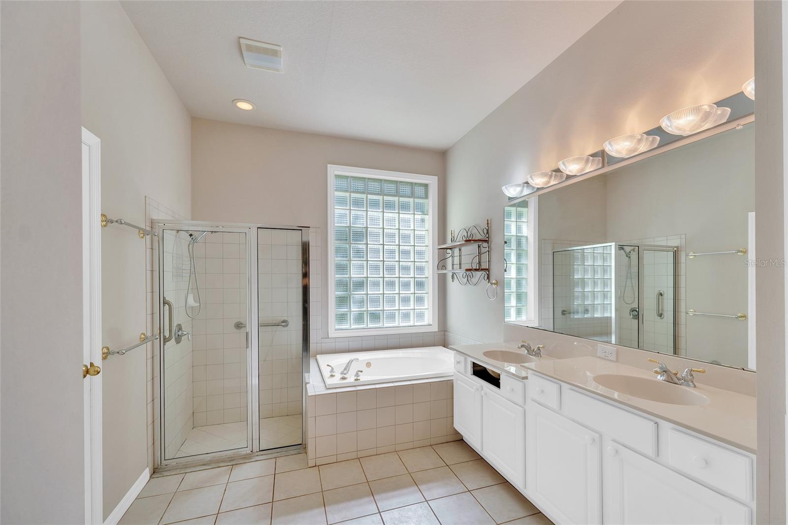 Image 24 of 41 For 10218 Shadow Branch Drive