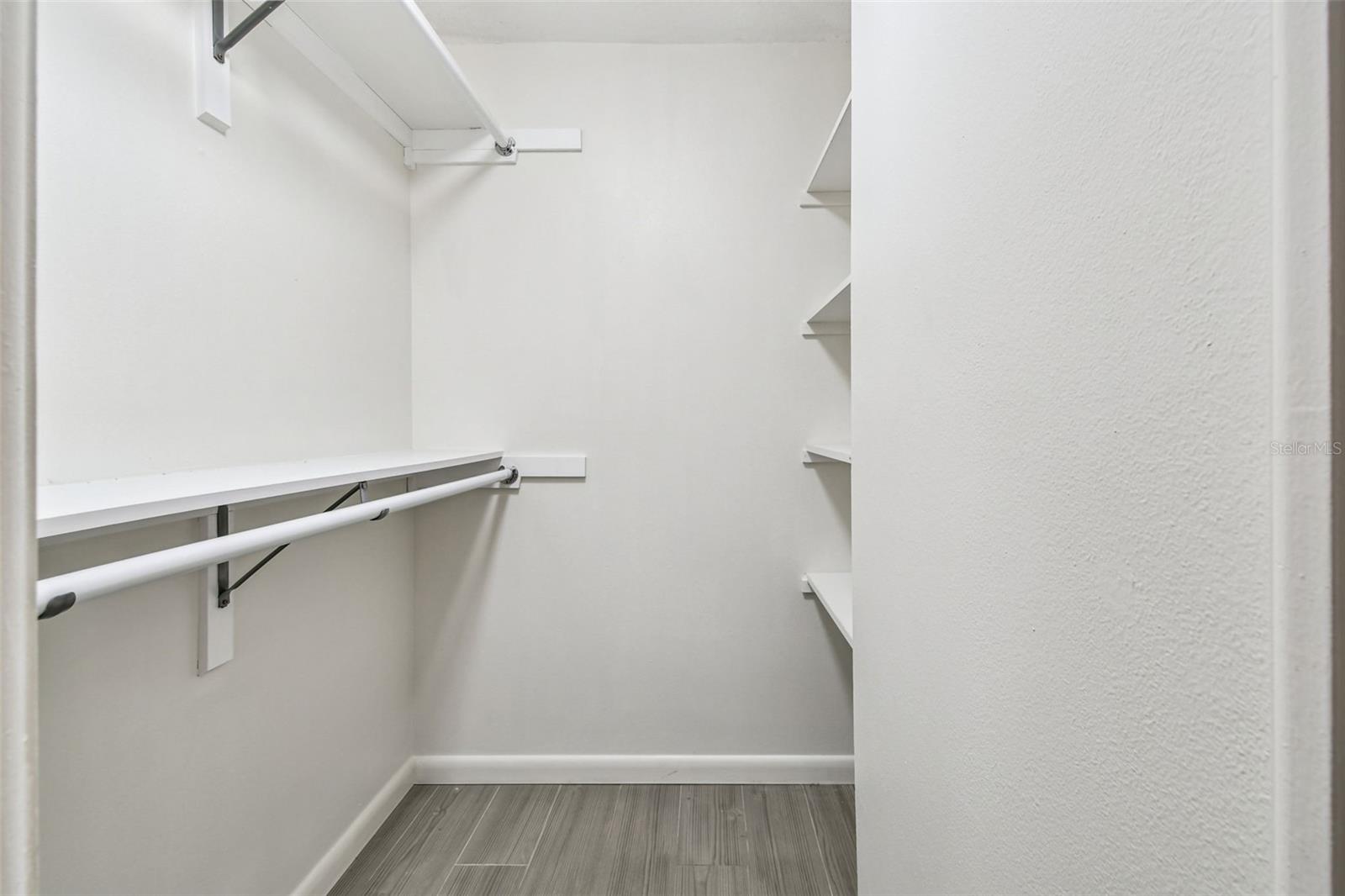 Image 25 of 49 For 4009 Shoreside Circle