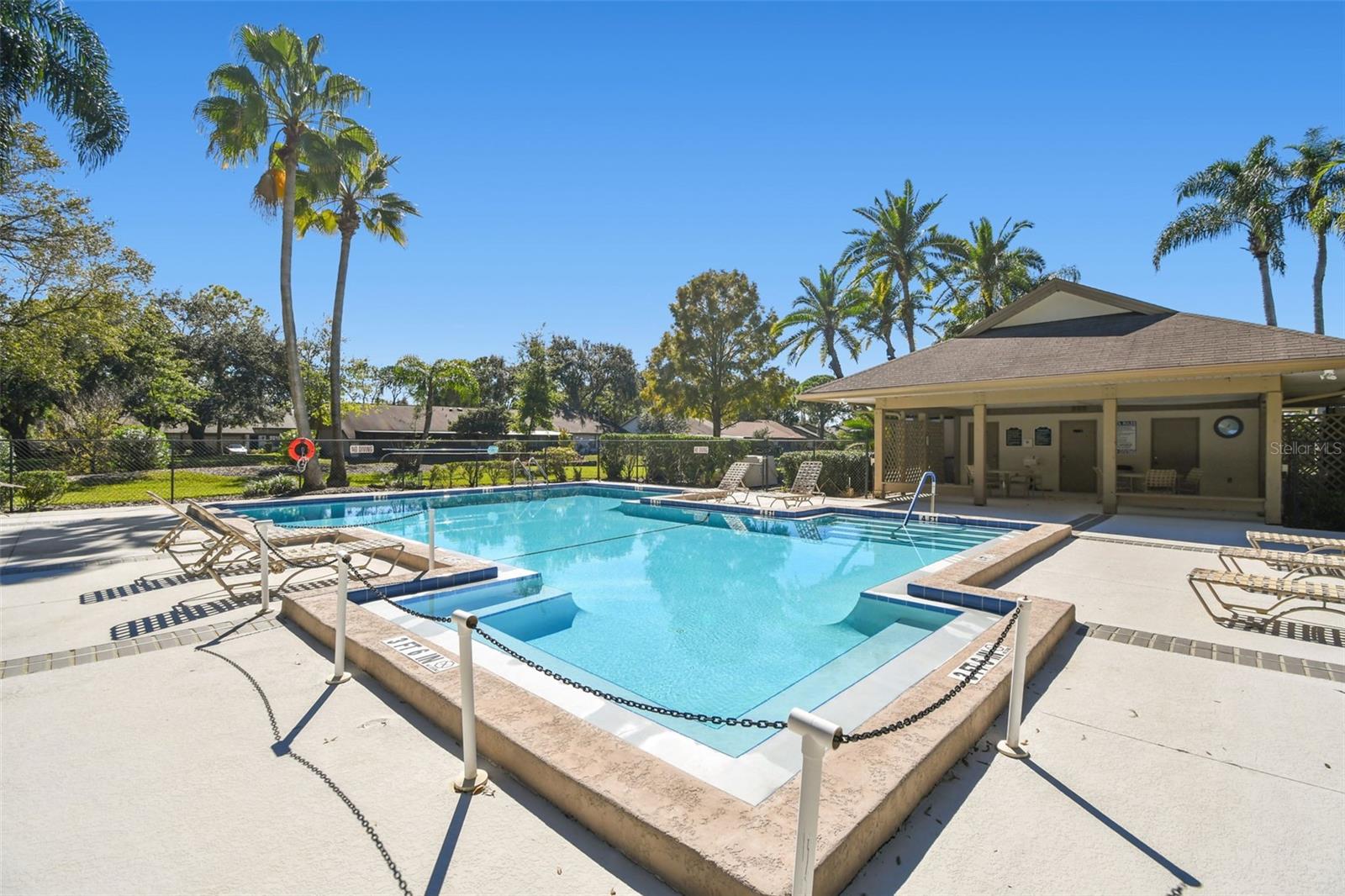 Image 43 of 49 For 4009 Shoreside Circle