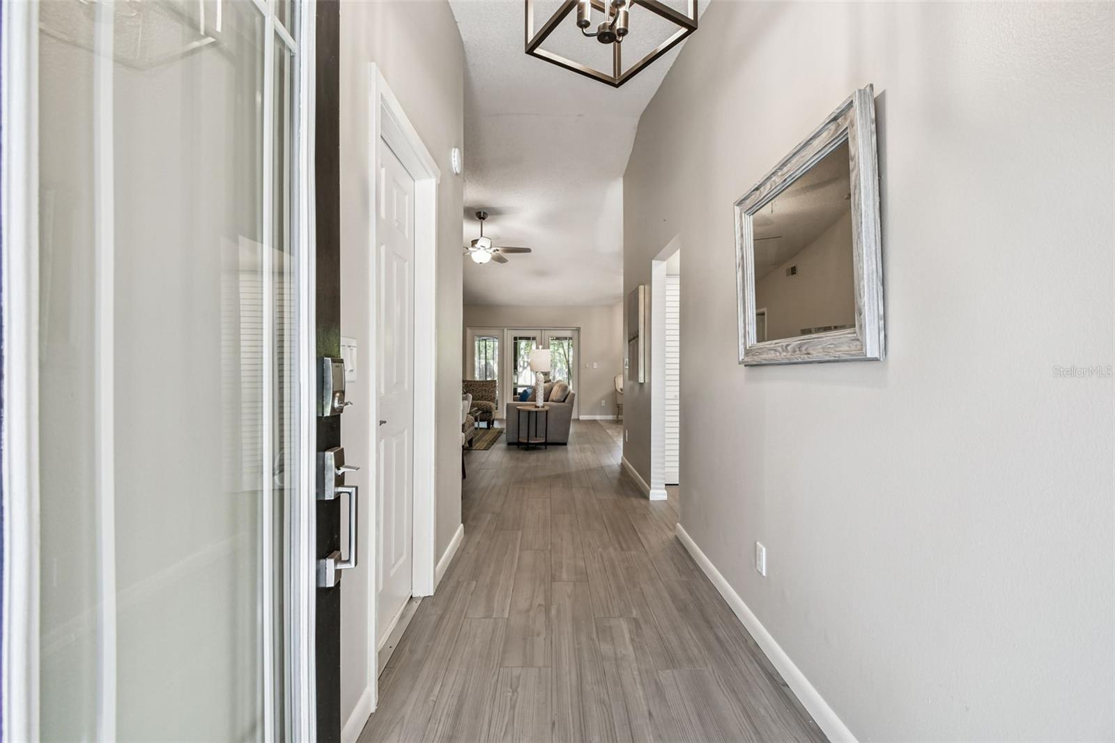 Image 6 of 49 For 4009 Shoreside Circle