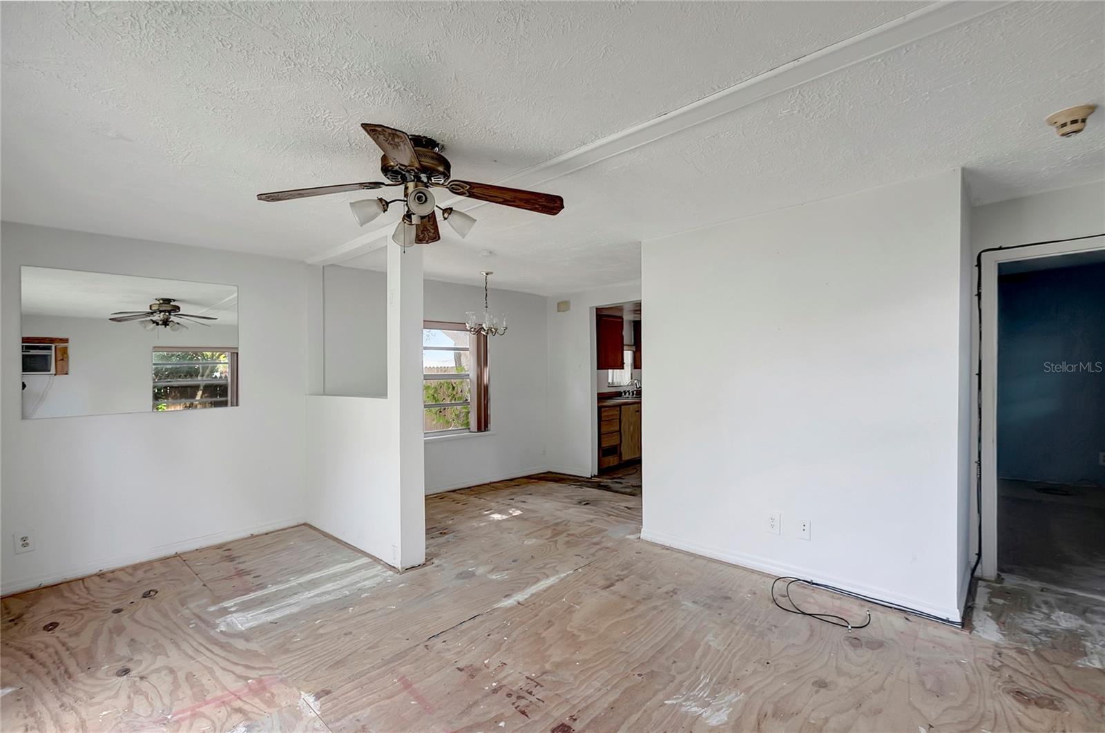 Image 8 of 24 For 5424 35th Way N