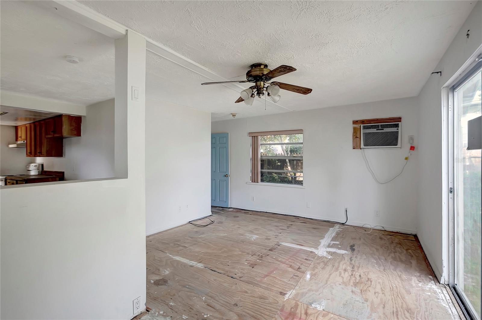 Image 9 of 24 For 5424 35th Way N