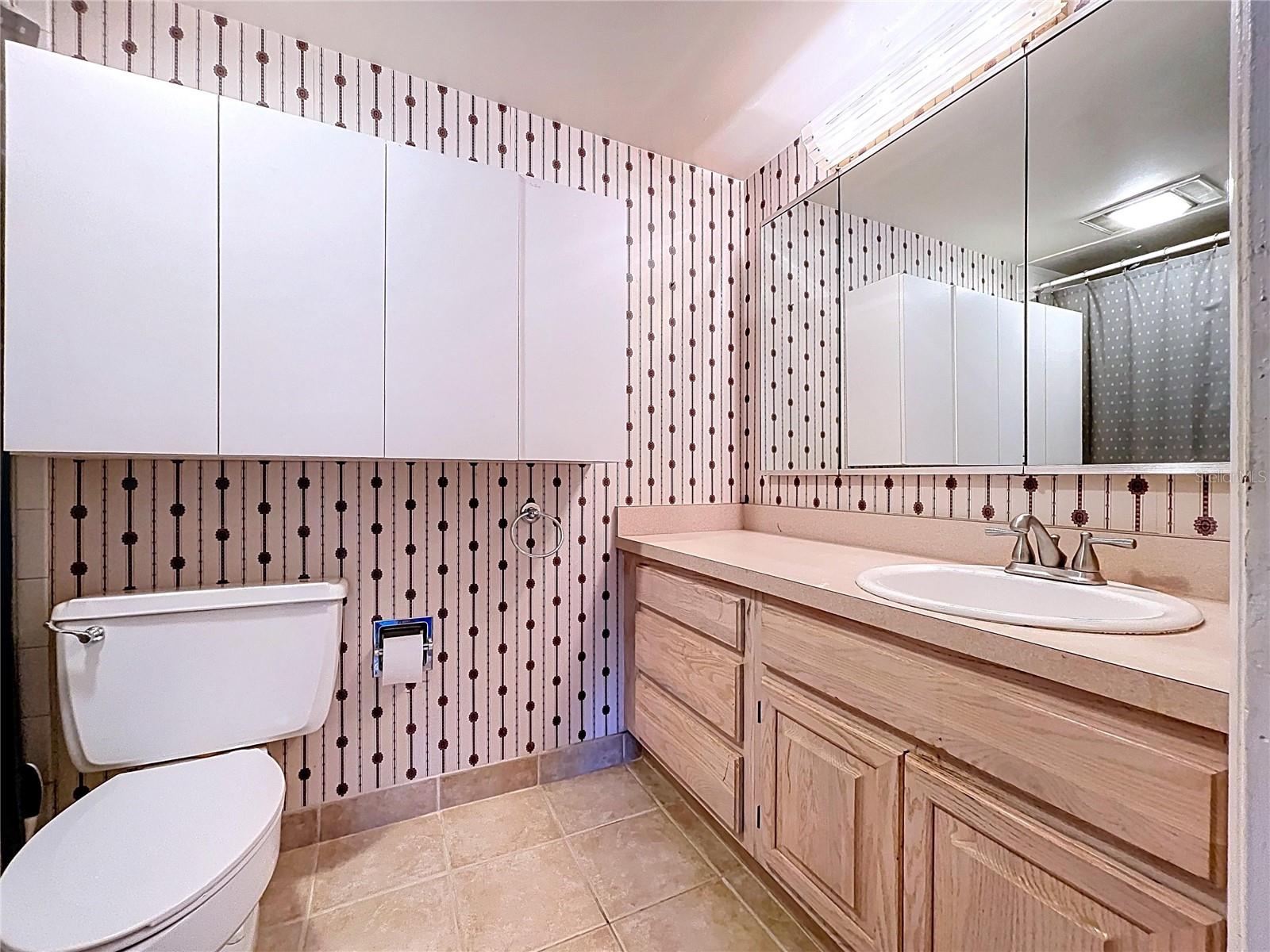 Image 25 of 60 For 4138 Pinelake Lane 101