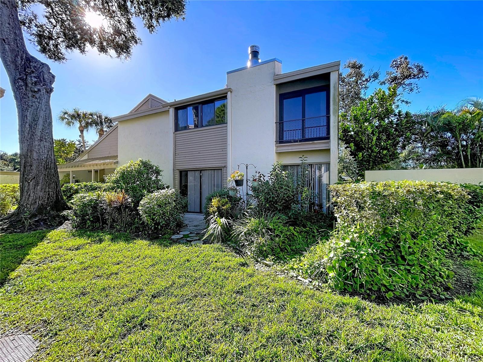 Image 52 of 60 For 4138 Pinelake Lane 101