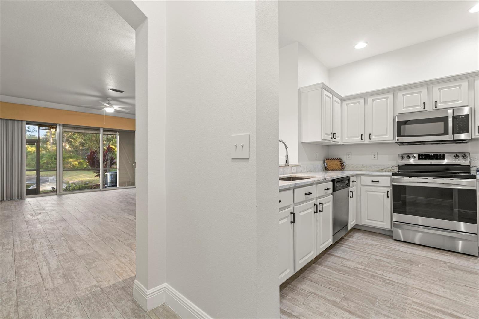 Image 5 of 30 For 10365 Heron Key Way