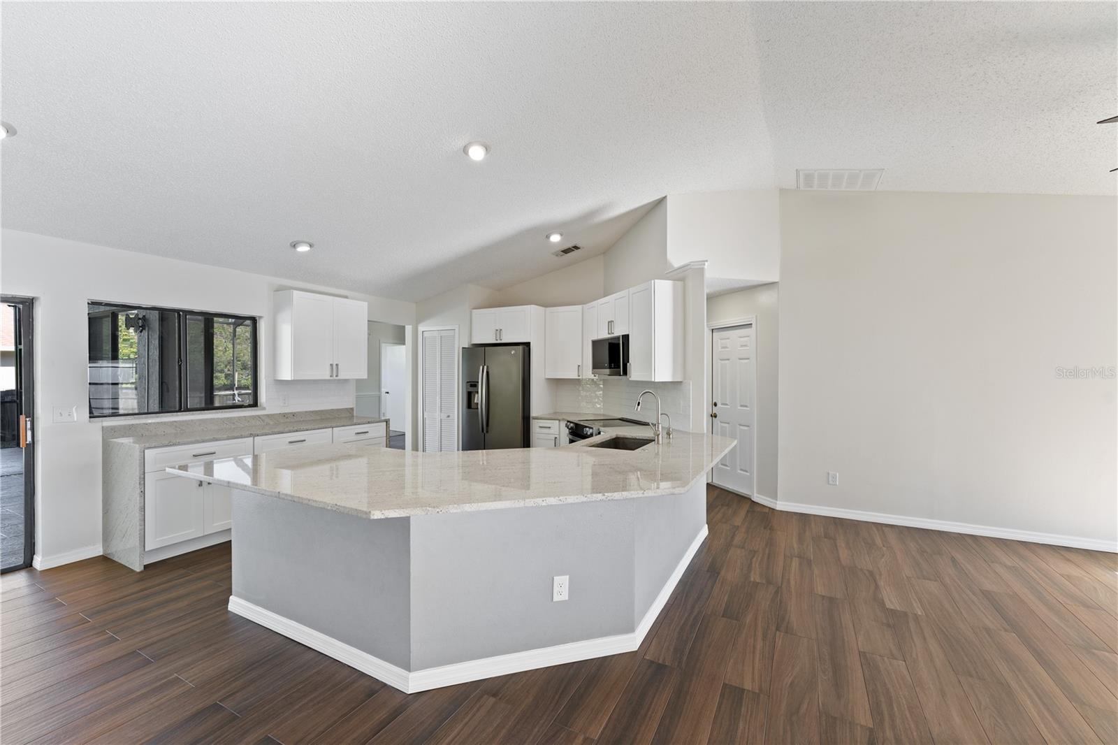 Image 16 of 45 For 11406 Palm Pasture Drive