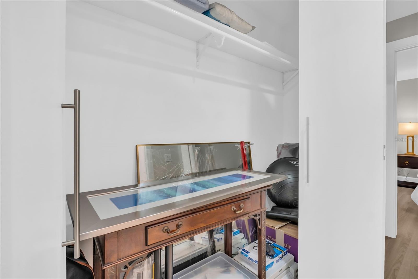 Image 33 of 69 For 1 Beach Drive Se 1210