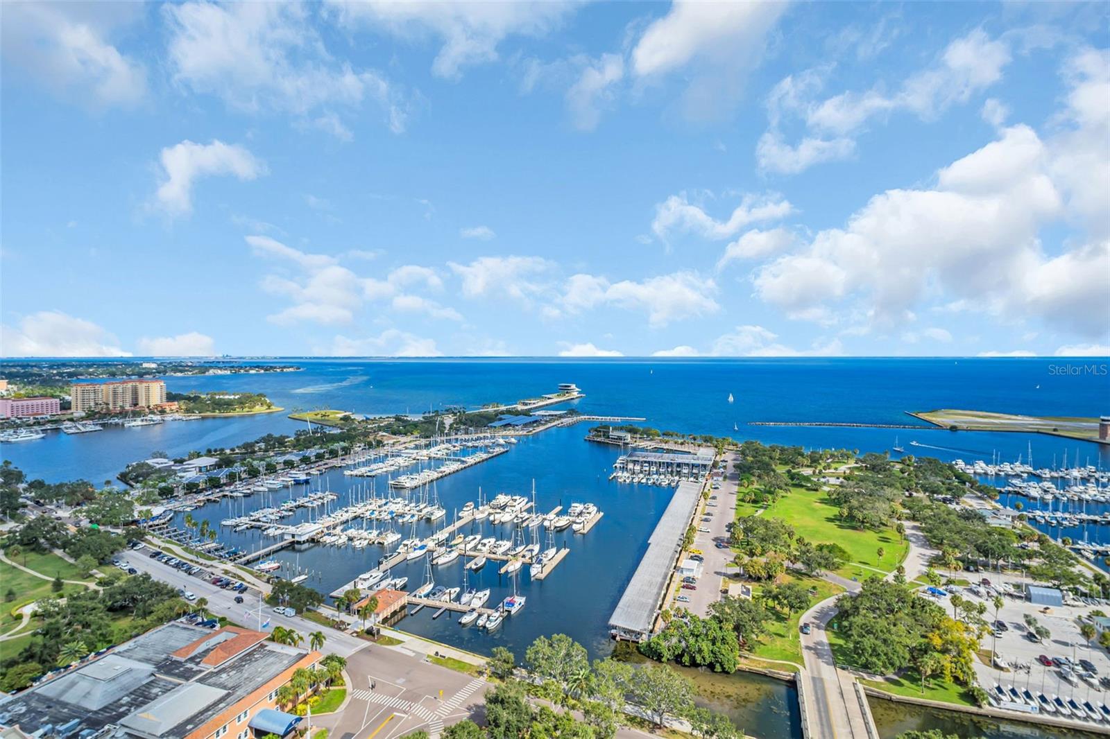 Image 66 of 69 For 1 Beach Drive Se 1210