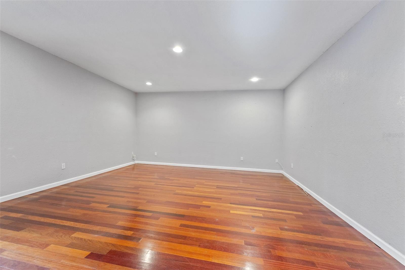 Image 27 of 56 For 315 Wooten Road