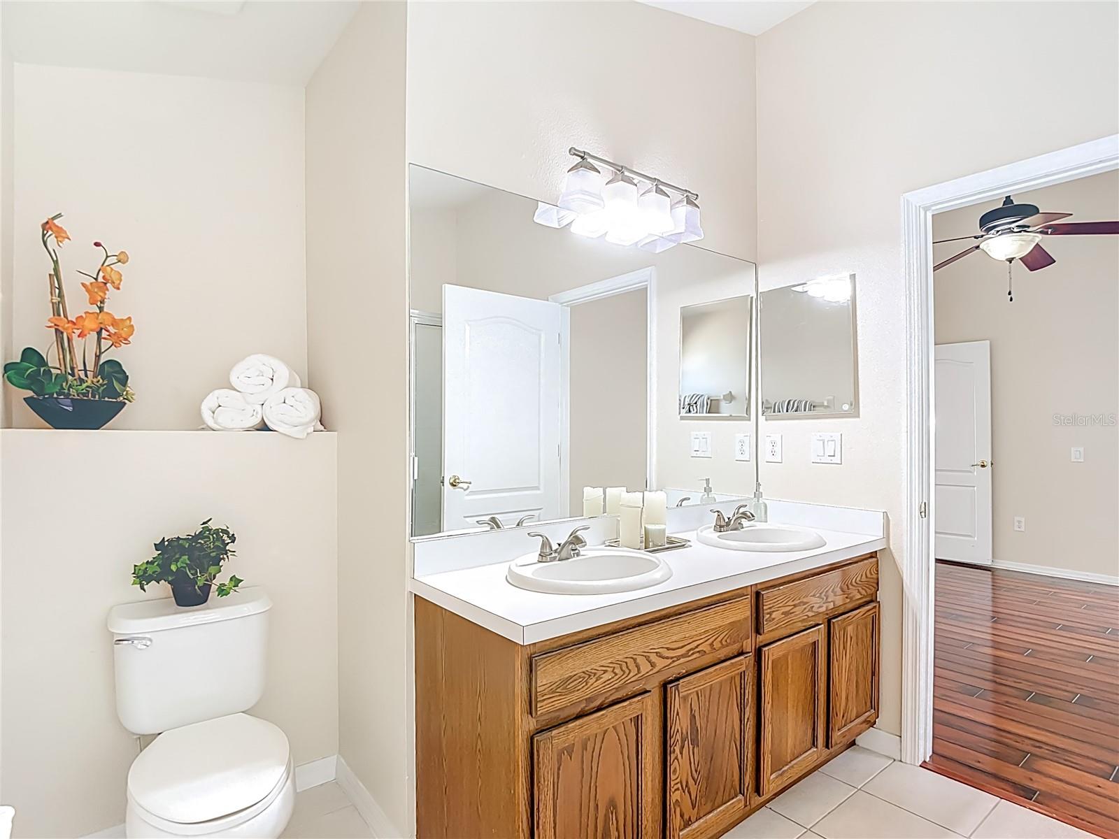 Image 12 of 27 For 509 Somerstone Drive