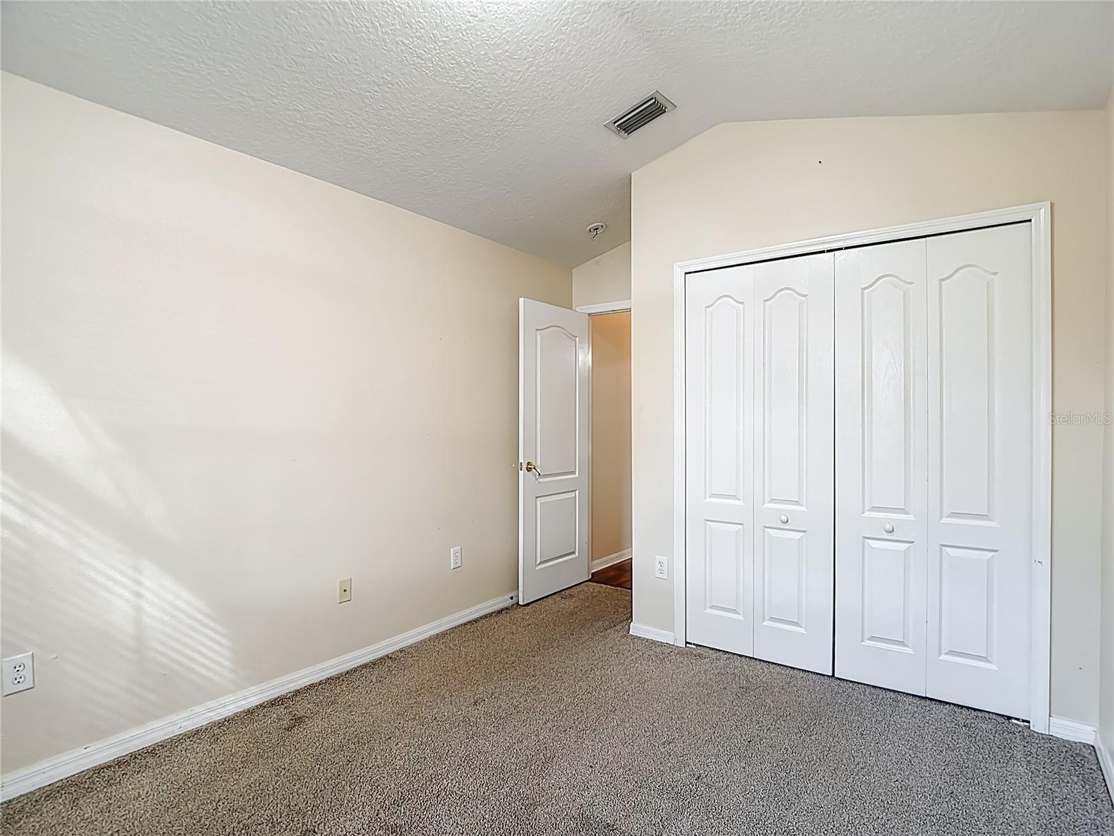 Image 14 of 27 For 509 Somerstone Drive