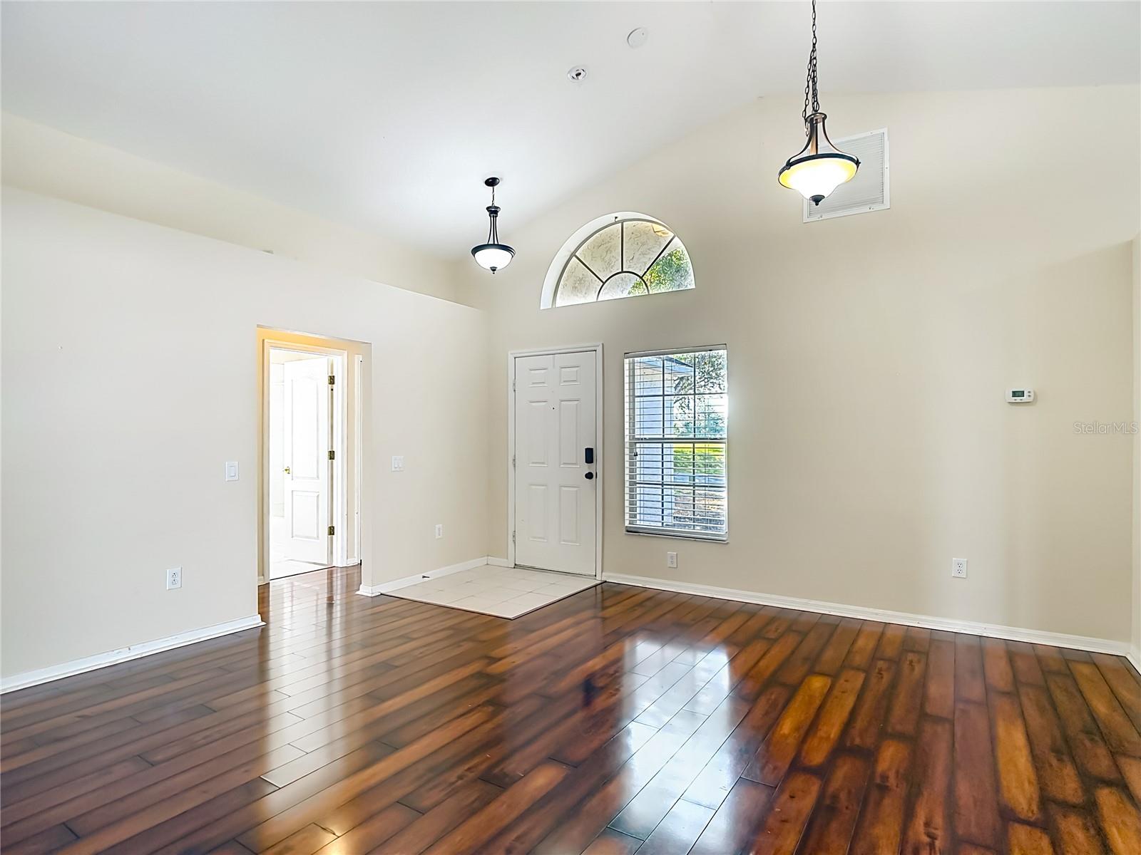 Image 4 of 27 For 509 Somerstone Drive