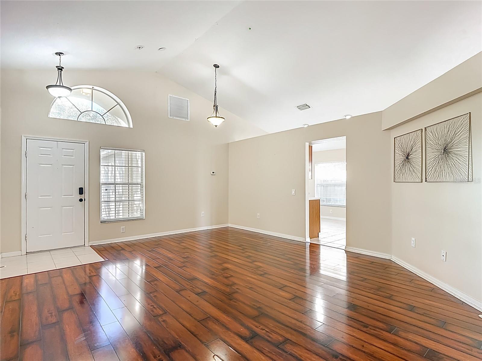 Image 5 of 27 For 509 Somerstone Drive