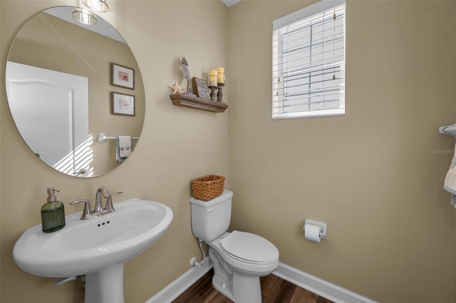 Image 14 of 51 For 842 Callista Cay Loop