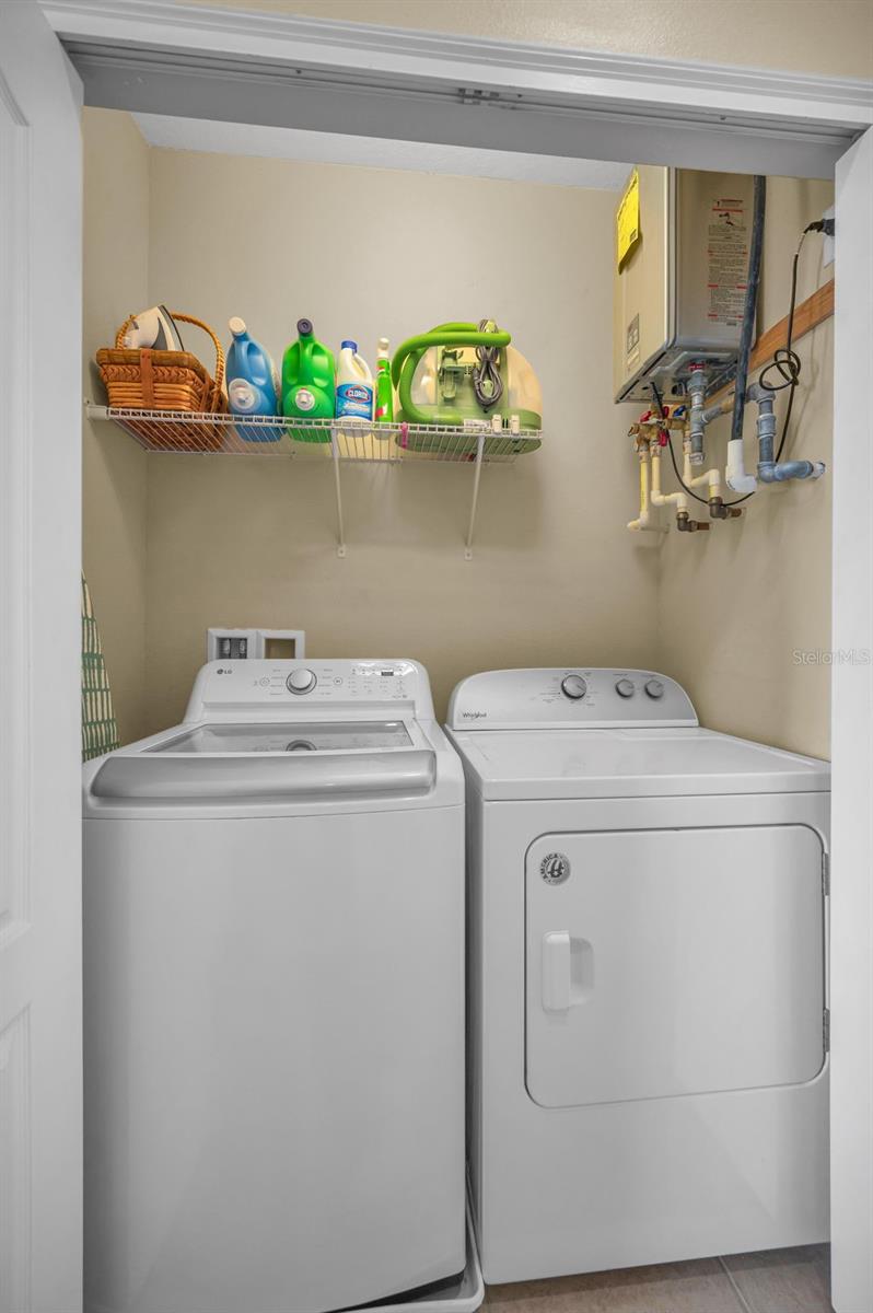 Image 28 of 51 For 842 Callista Cay Loop