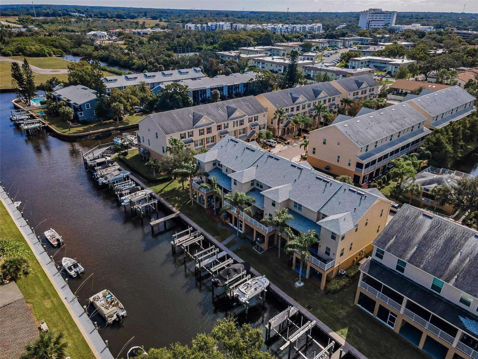 Image 40 of 51 For 842 Callista Cay Loop