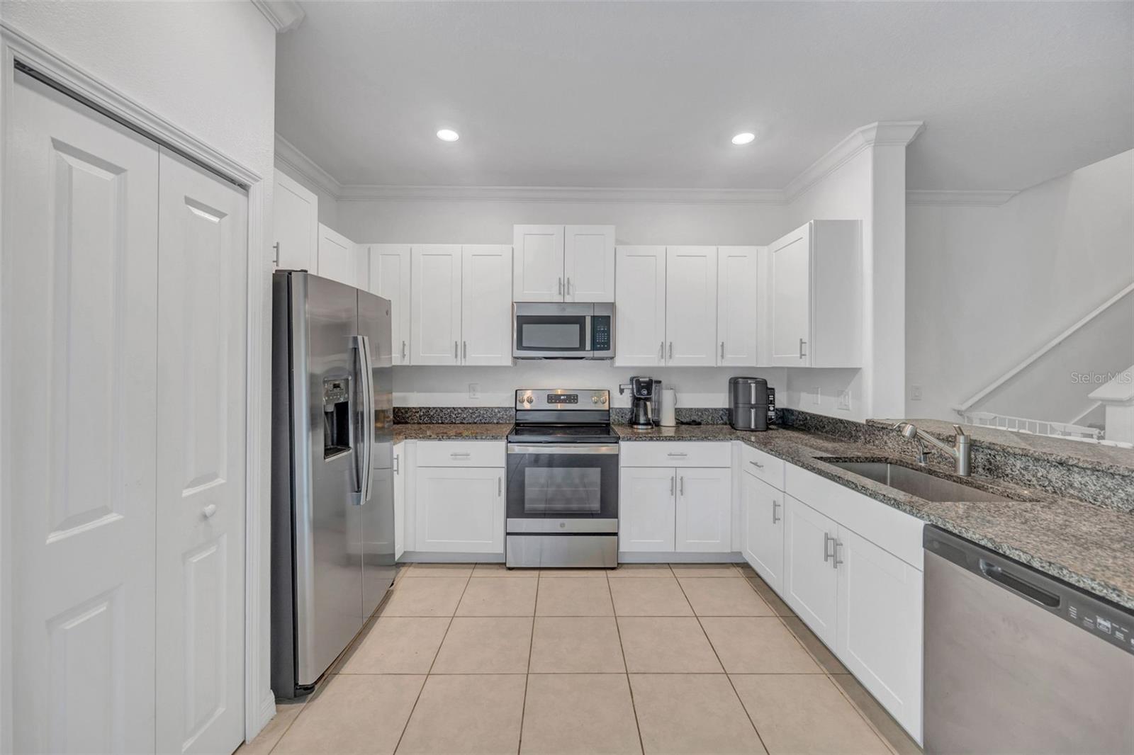 Image 14 of 57 For 17581 Nectar Flume Drive