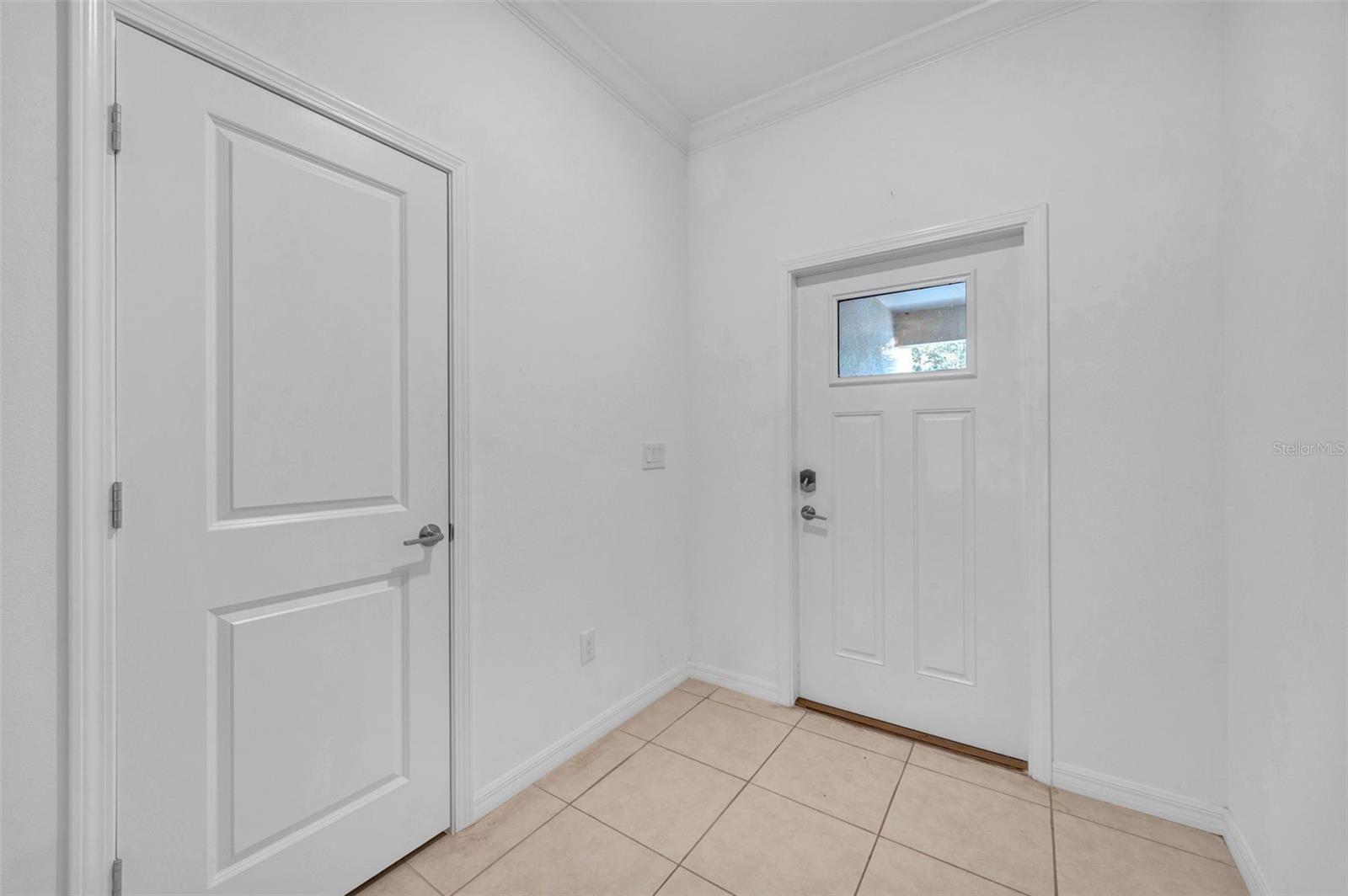 Image 4 of 57 For 17581 Nectar Flume Drive