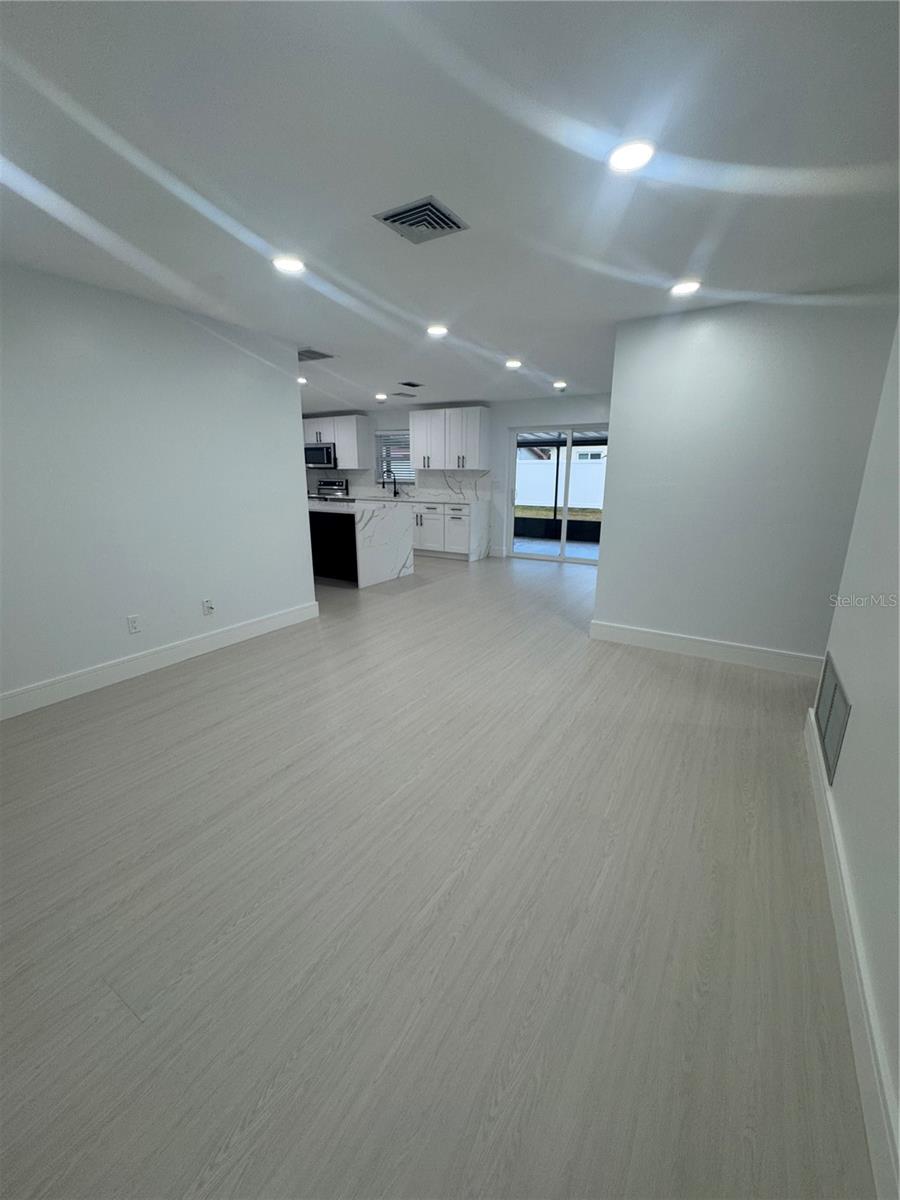 Image 31 of 48 For 2217 Palmetto Street