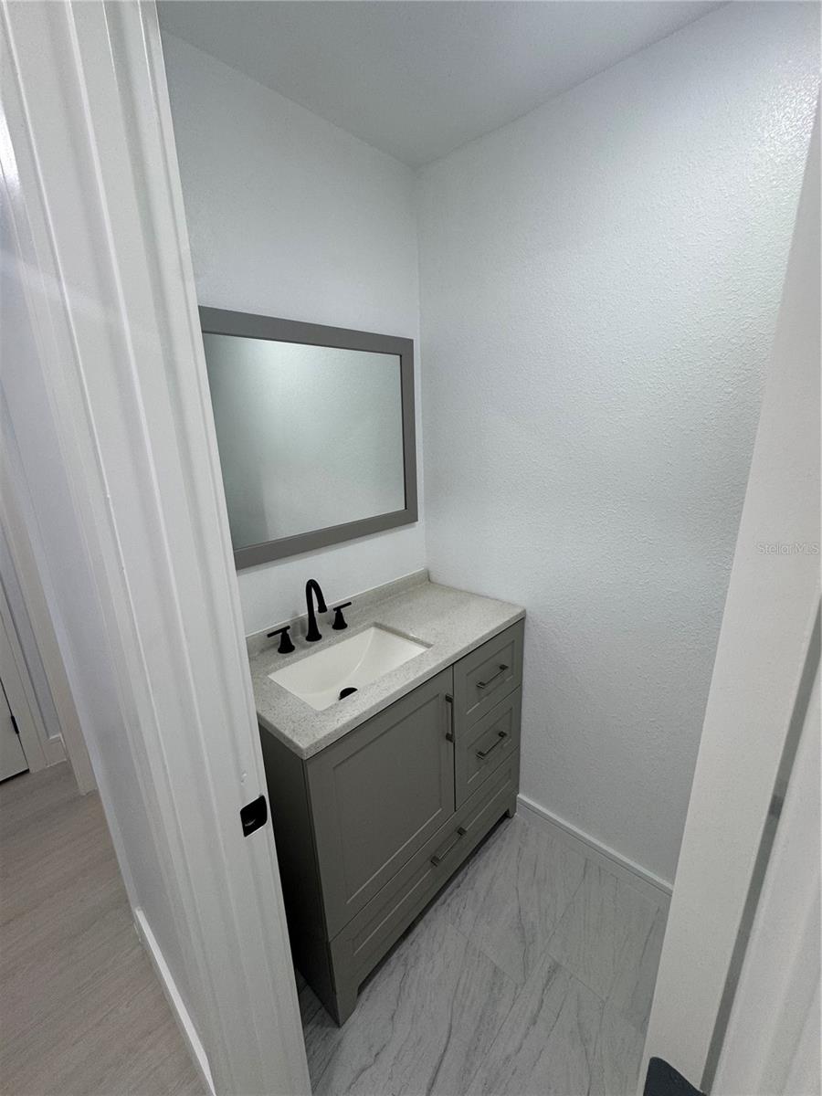 Image 38 of 48 For 2217 Palmetto Street