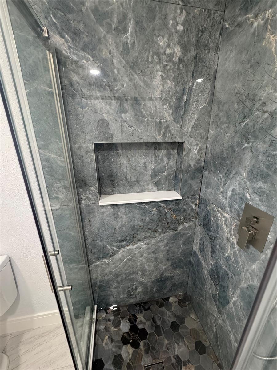 Image 47 of 48 For 2217 Palmetto Street