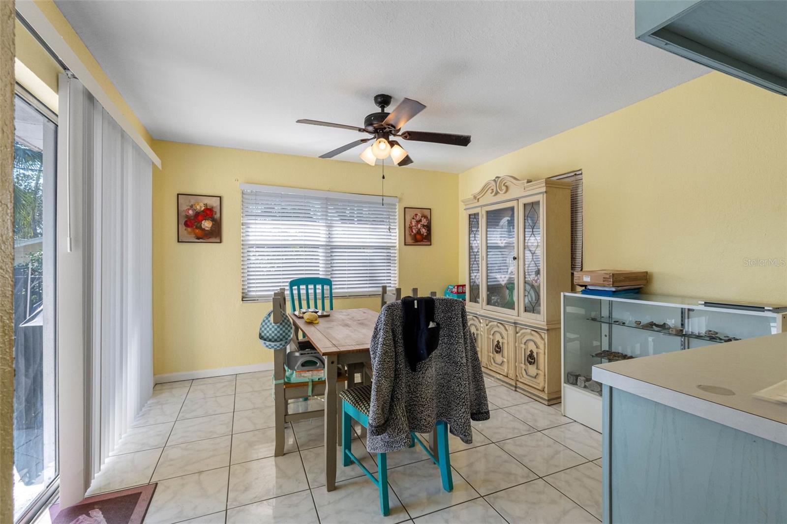 Image 20 of 37 For 3072 Rosemary Drive