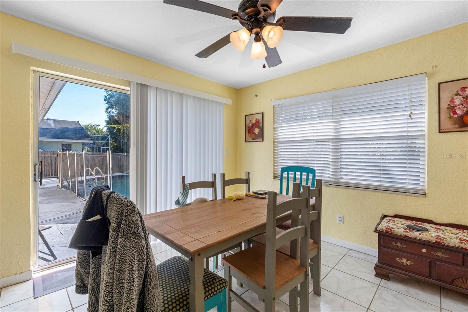 Image 22 of 37 For 3072 Rosemary Drive