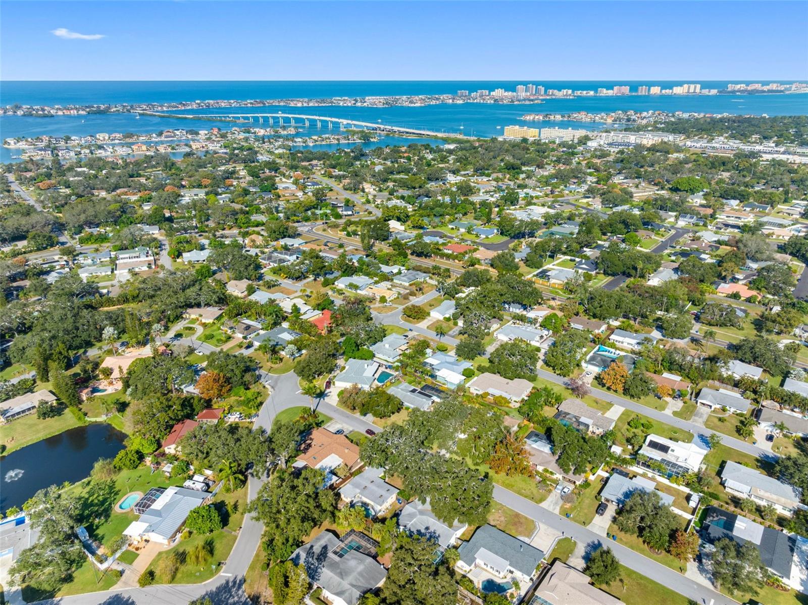 Image 30 of 37 For 3072 Rosemary Drive