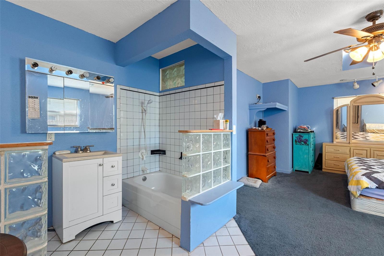 Image 7 of 37 For 3072 Rosemary Drive