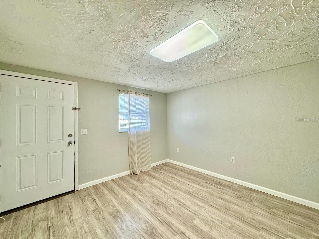 Image 14 of 22 For 9805 Hidden Lane 2