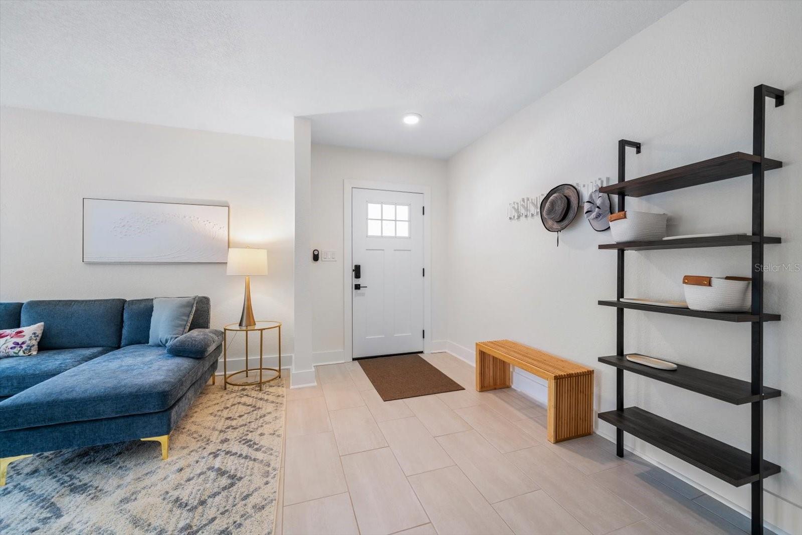 Image 22 of 42 For 1018 Bay Esplanade