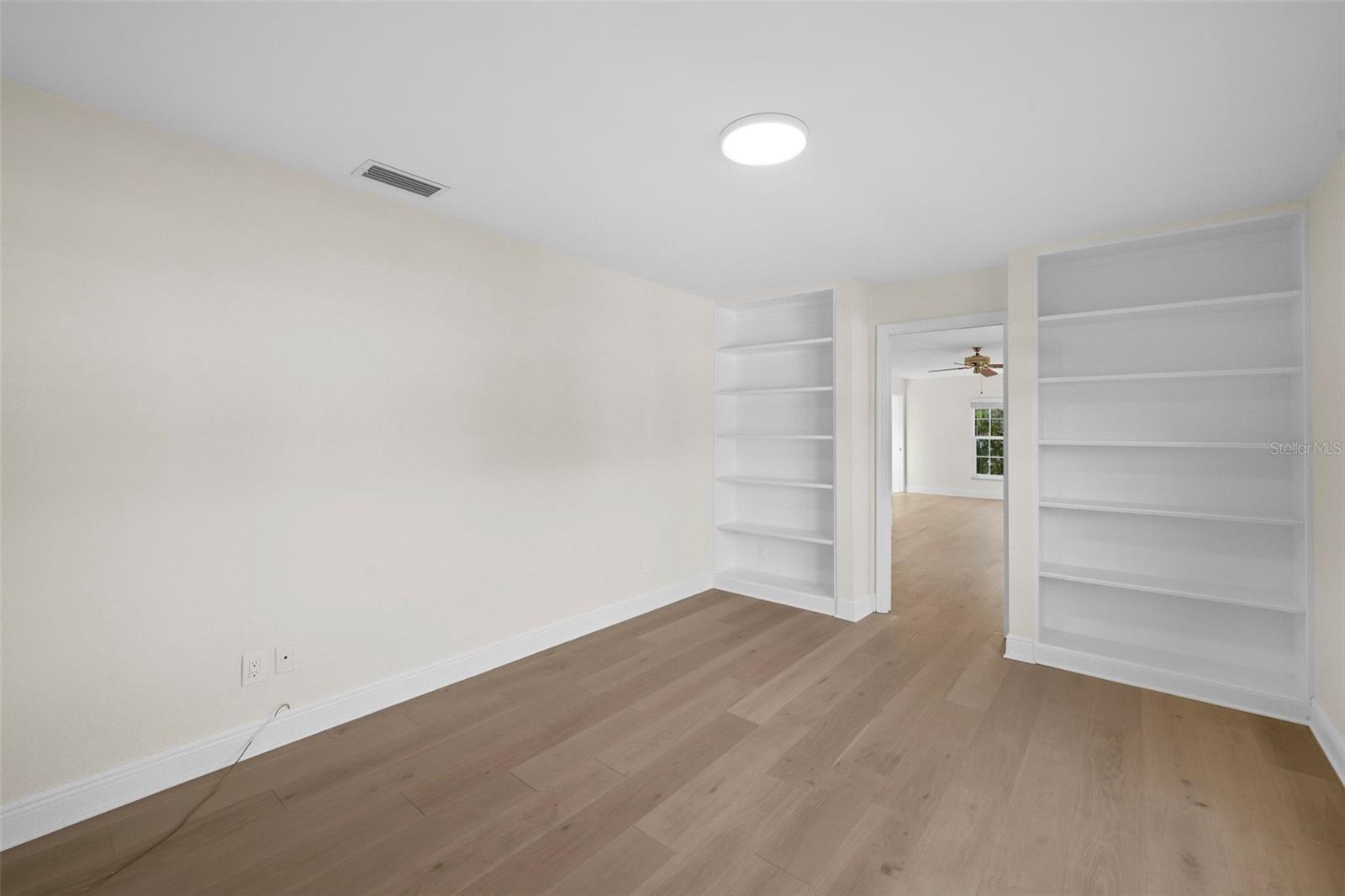 Image 32 of 57 For 4913 Andros Drive