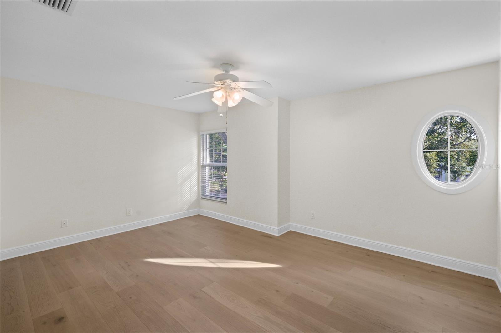 Image 38 of 57 For 4913 Andros Drive